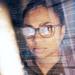 femme cybersecurite